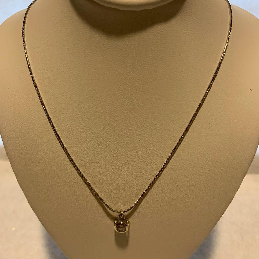 Round Pendant Necklace Made With Swarovski Crystals